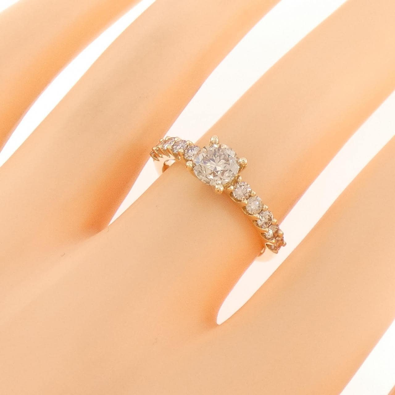 ジーエスティービー ダイヤモンド リング 0.80CT