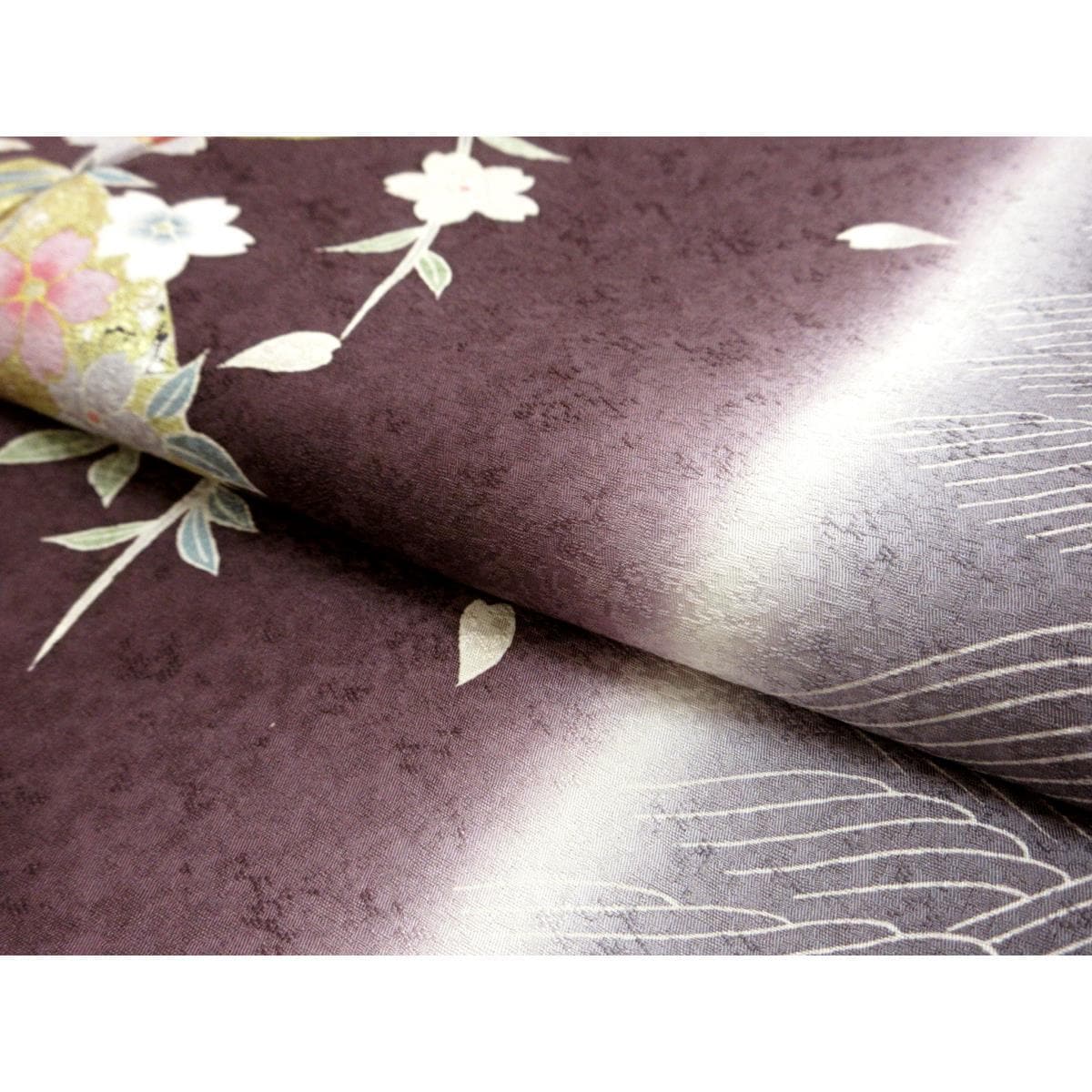 訪問着　友禅金彩加工　刺繍入り