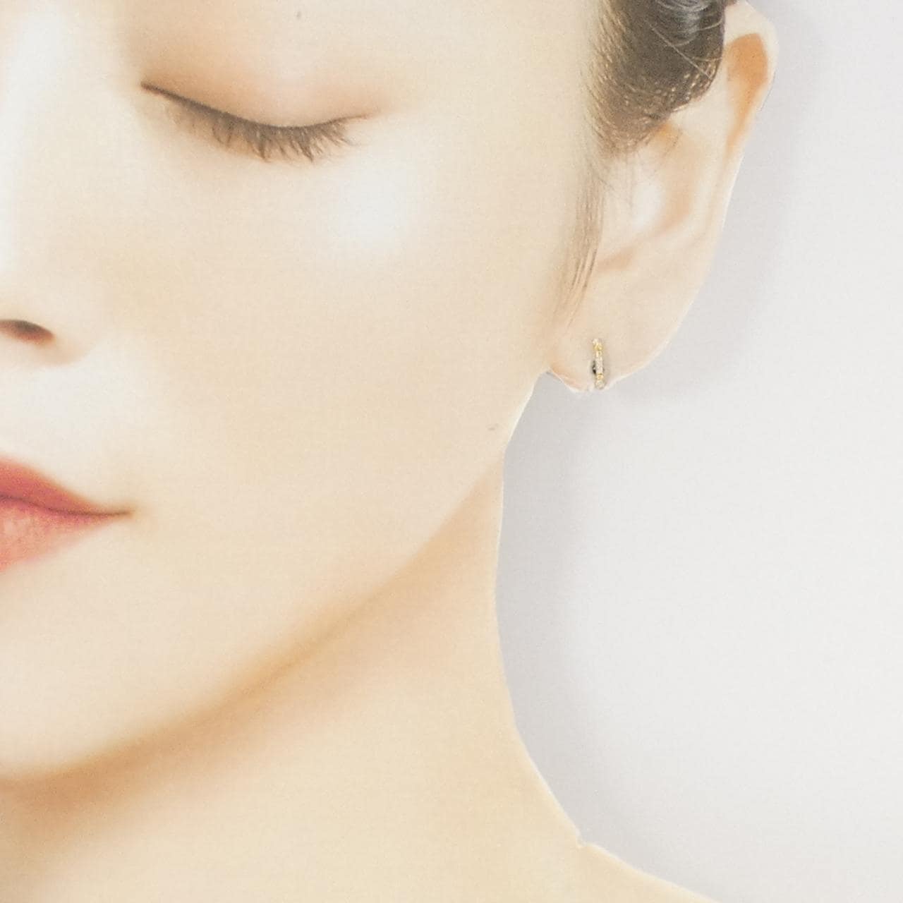 ティファニー フルール ド リス ステム ピアス