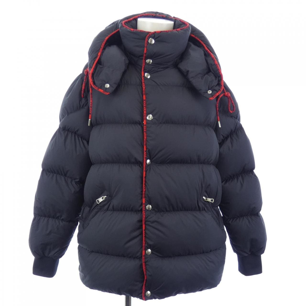 モンクレール MONCLER ダウンジャケット