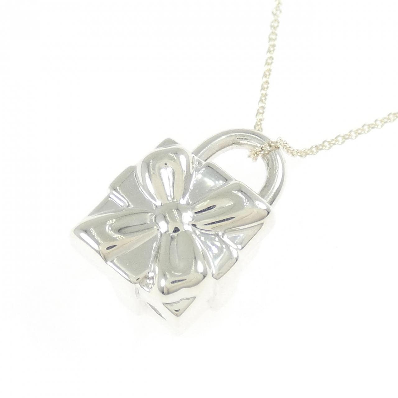 ティファニー ボウ ボックス ネックレス