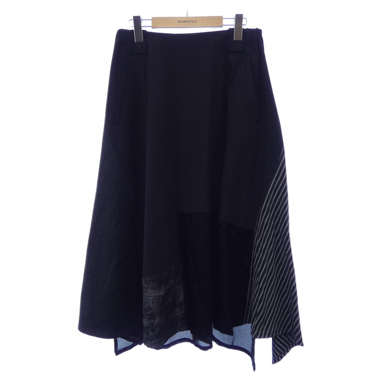 モユル 萌 スカート