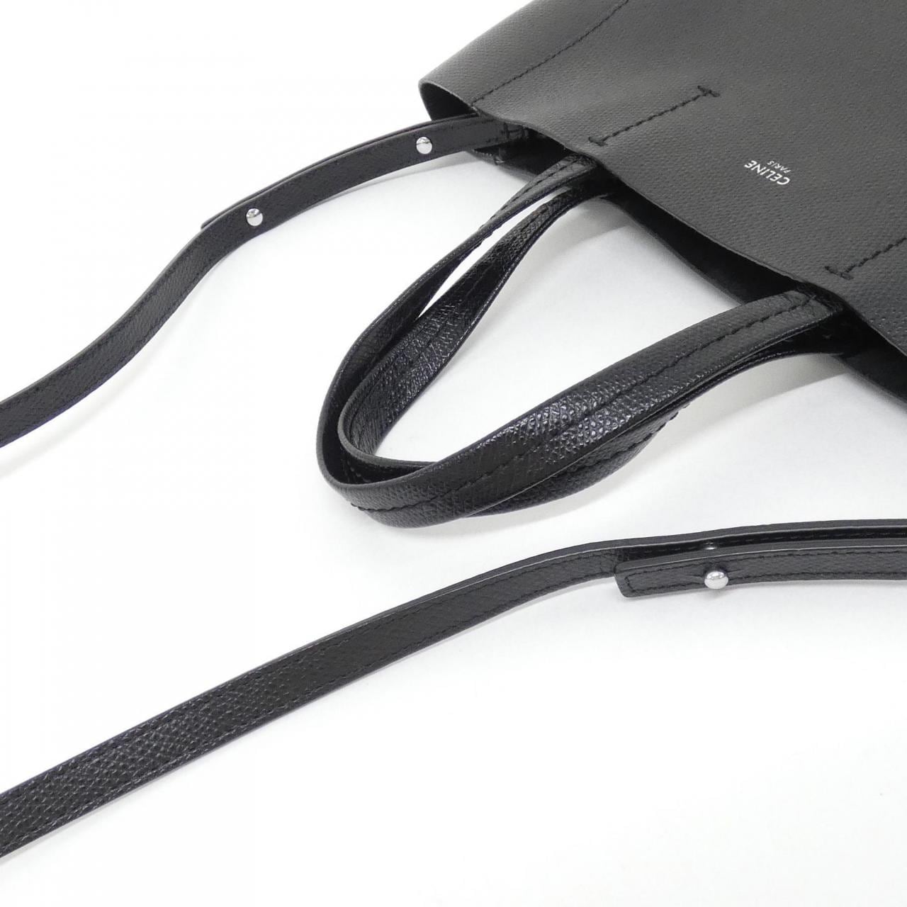 セリーヌ バーティカル カバ スモール 189813XBA バッグ