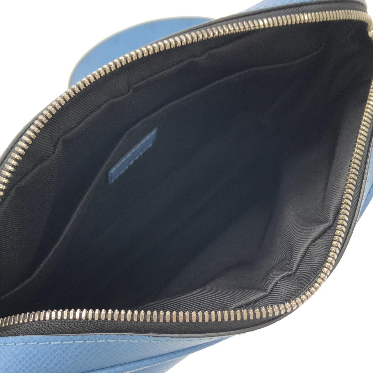 ルイヴィトン タイガ ラマ アウトドア メッセンジャー M30749 ショルダーバッグ