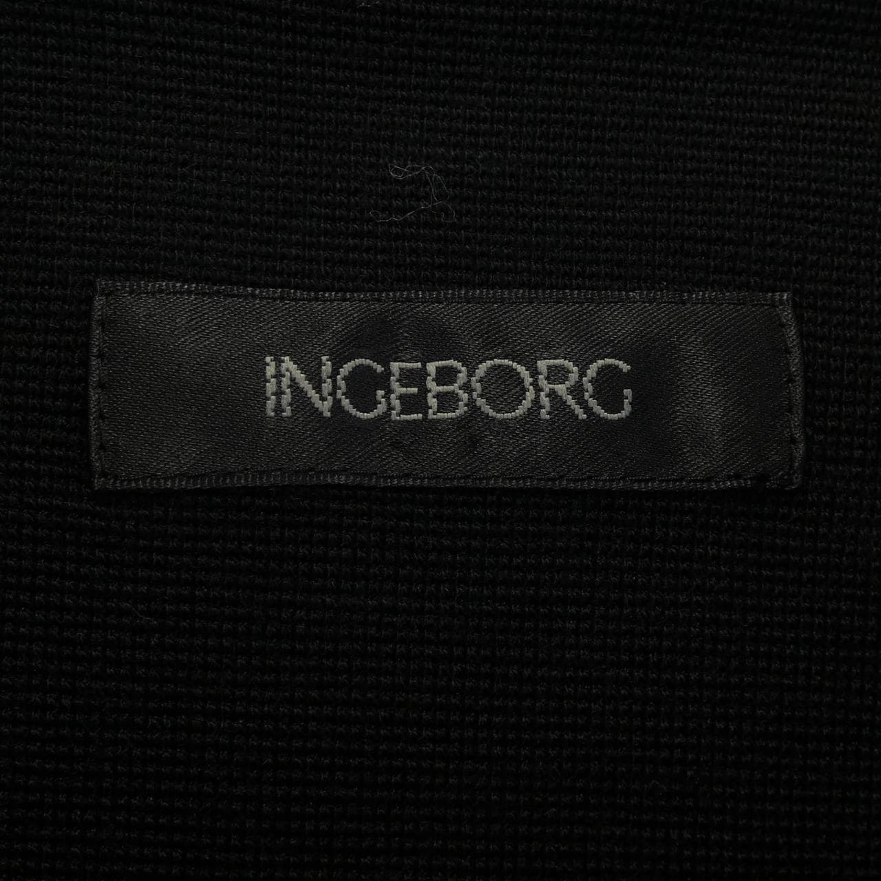 インゲボルグ INGEBORG パーカー
