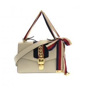 グッチ SYLVIE 421882 CVLEG ショルダーバッグ