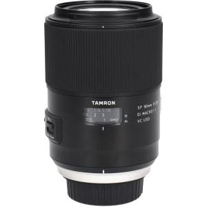 ニコン（Ｆ０１７）９０ｍｍ　Ｆ２．８ＤＩマクロＶＣ