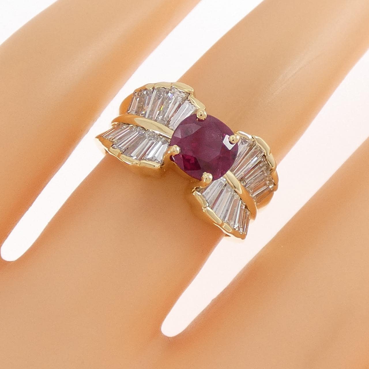 K18YG/K18WG ルビー リング 1.11CT
