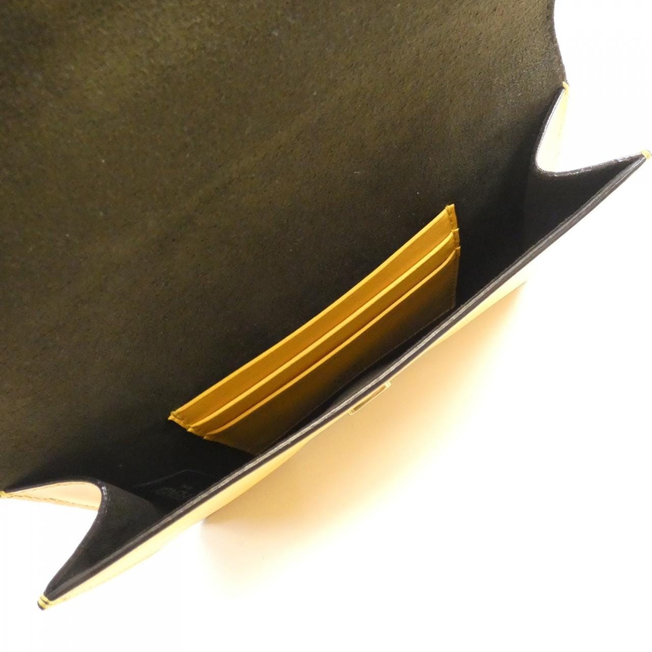 フェンディ フラット バゲット 8BS039 AAIW ショルダーバッグ