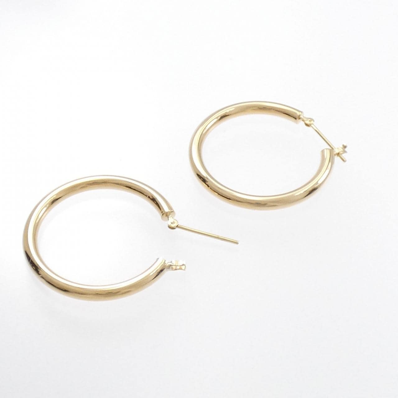 K18YG hoop earrings