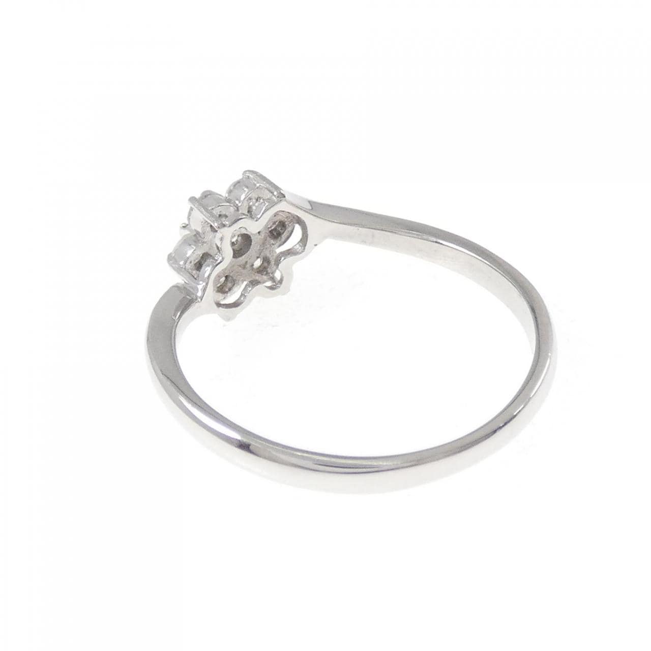 PT900 フラワー ダイヤモンド リング 0.23CT