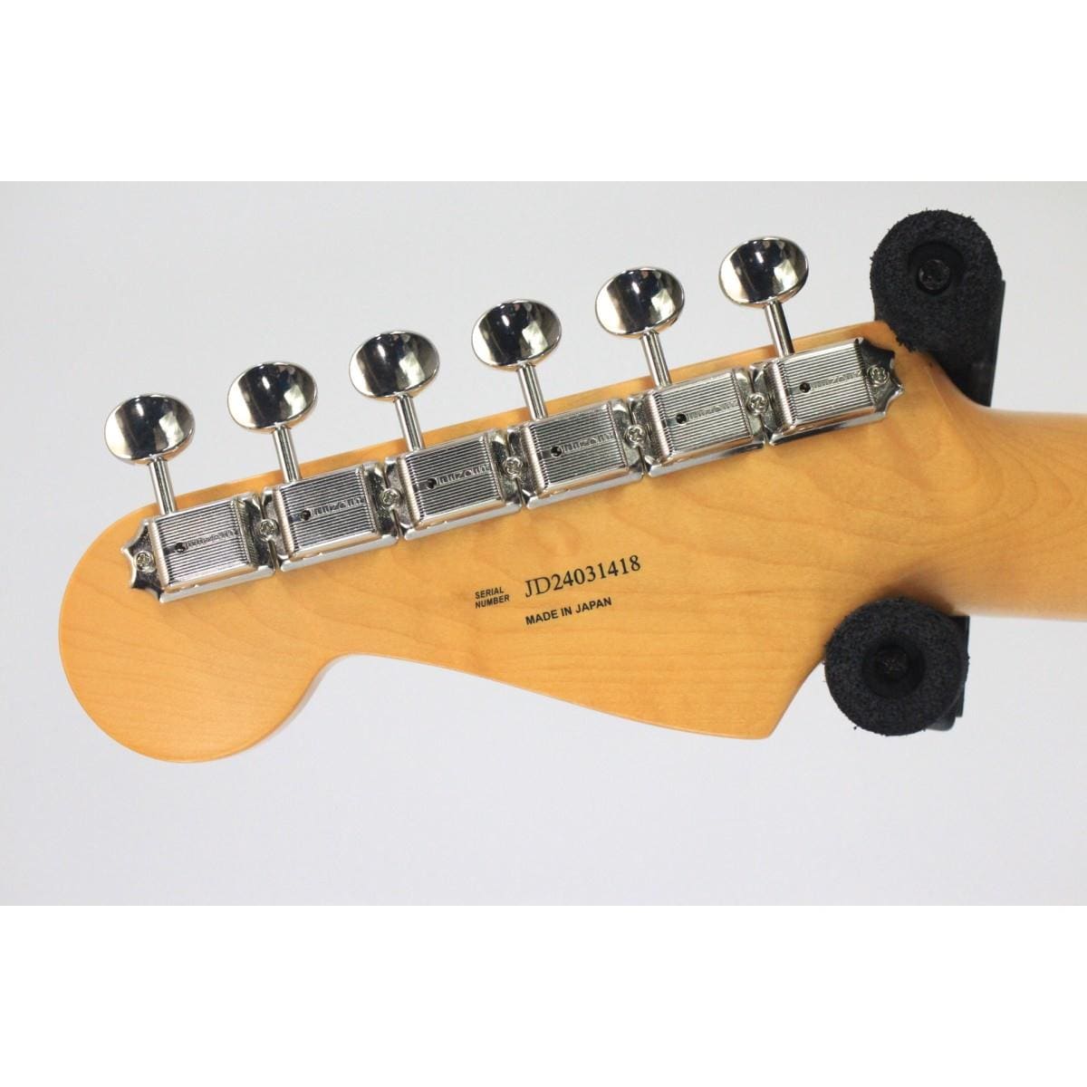 FENDER JAPAN  MIJ CHAR STRATOCASTER