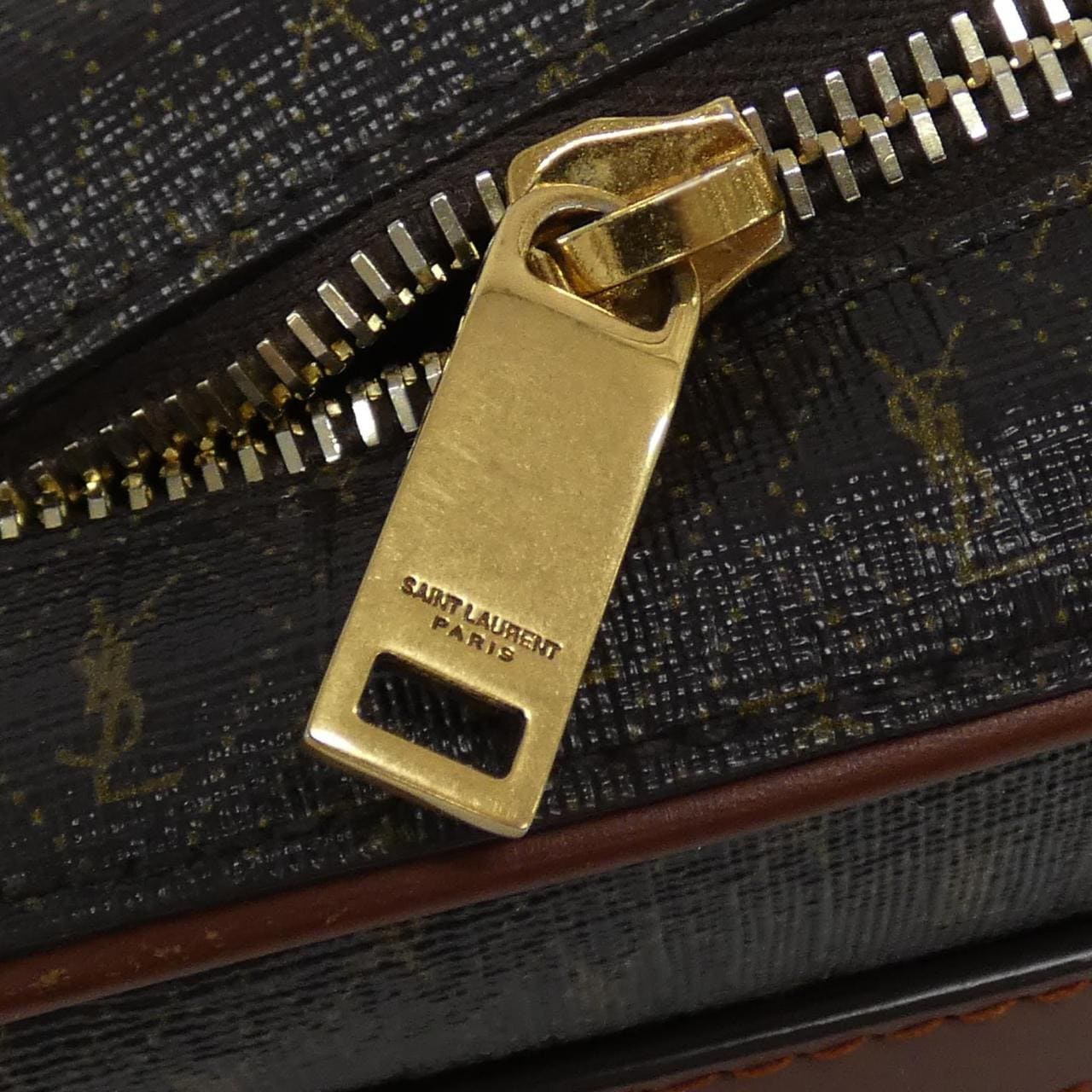 SAINT LAURENT Le Monogram相机包 669957 2UY2W 单肩包