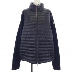 モンクレール MONCLER ダウンジャケット