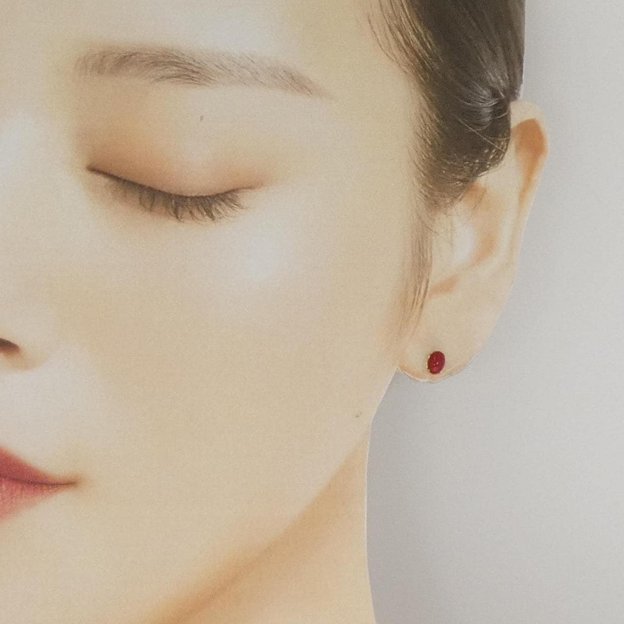 【新品】K18YG サンゴ ピアス 0.83CT