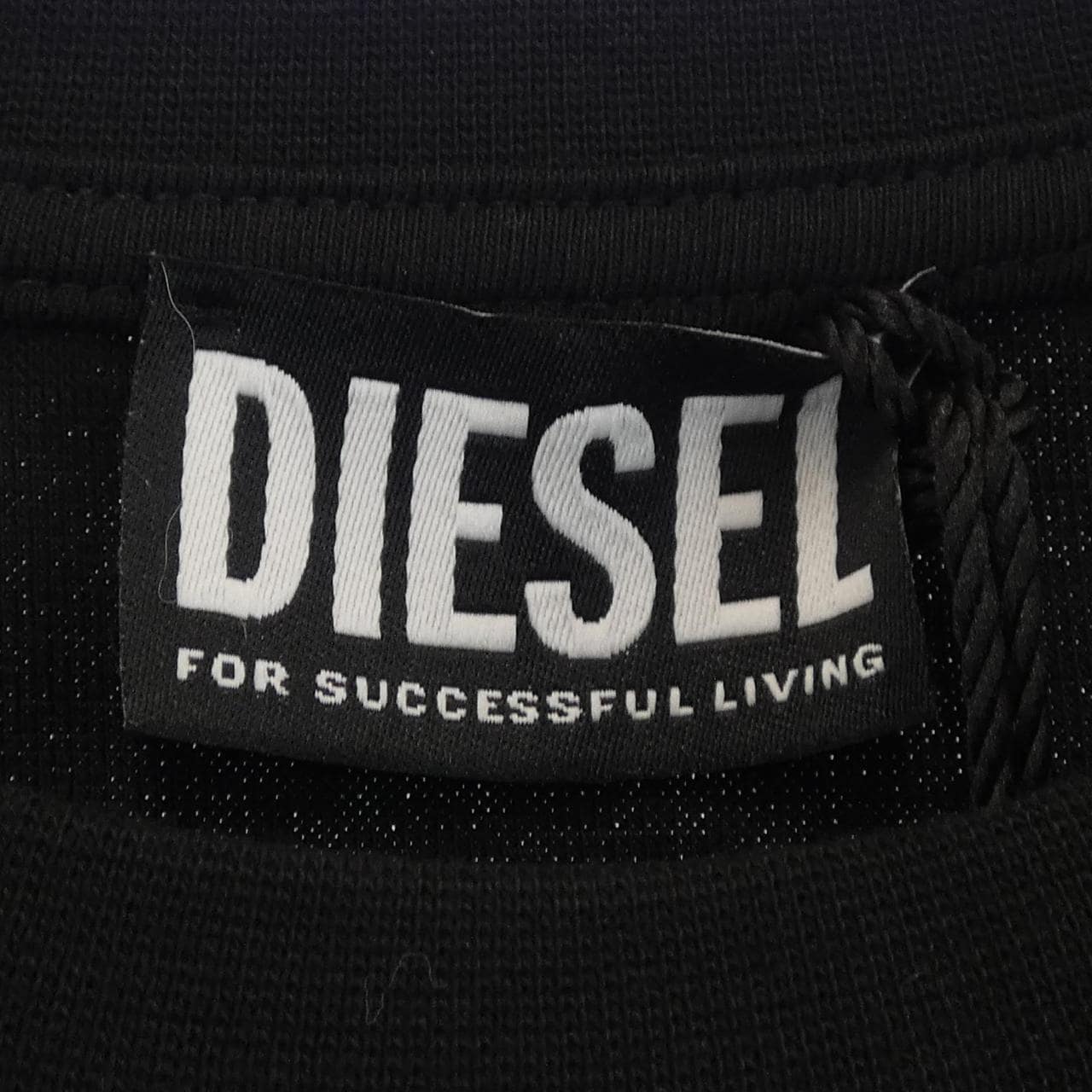 ディーゼル DIESEL Tシャツ
