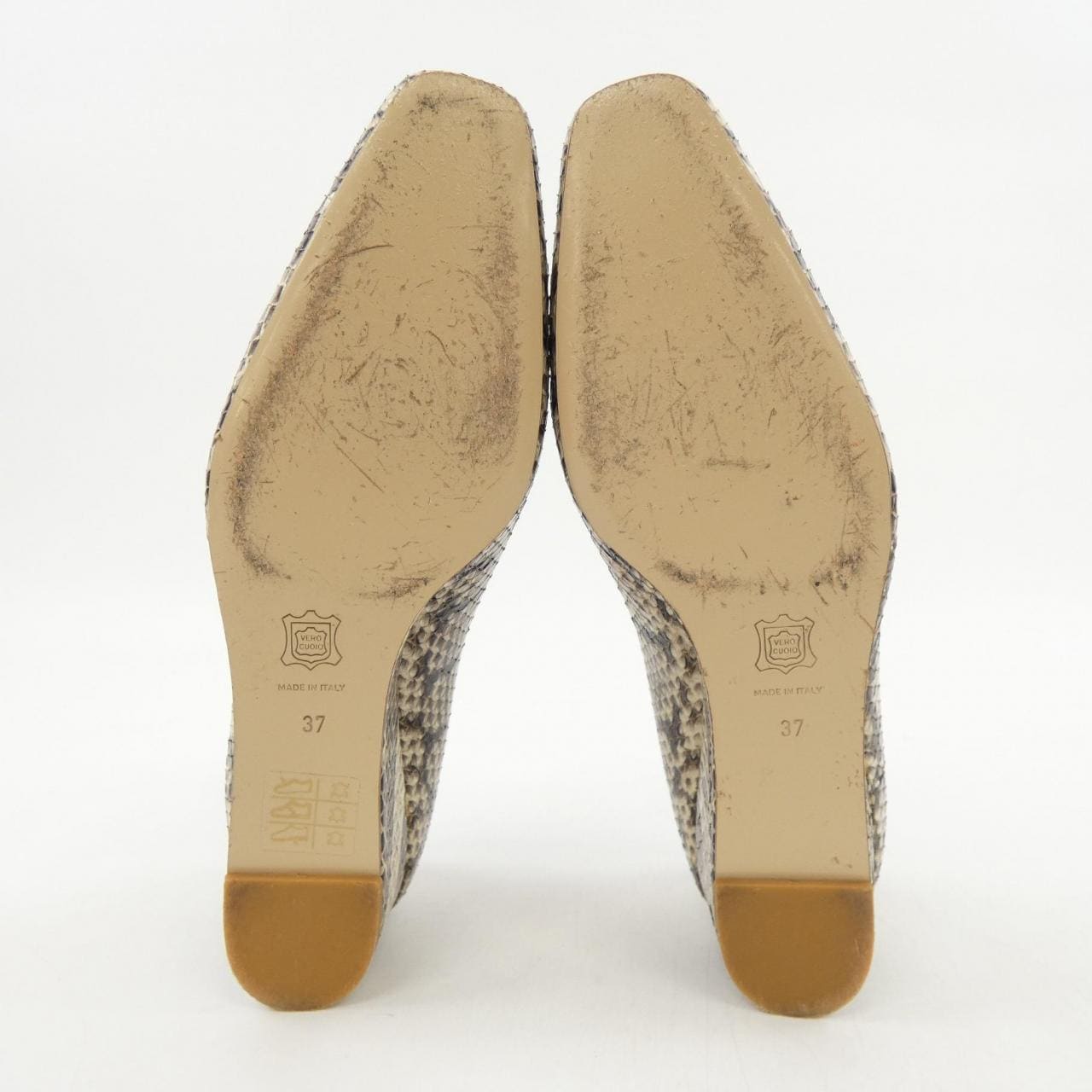 ヌブローニ NEBULONI E. シューズ