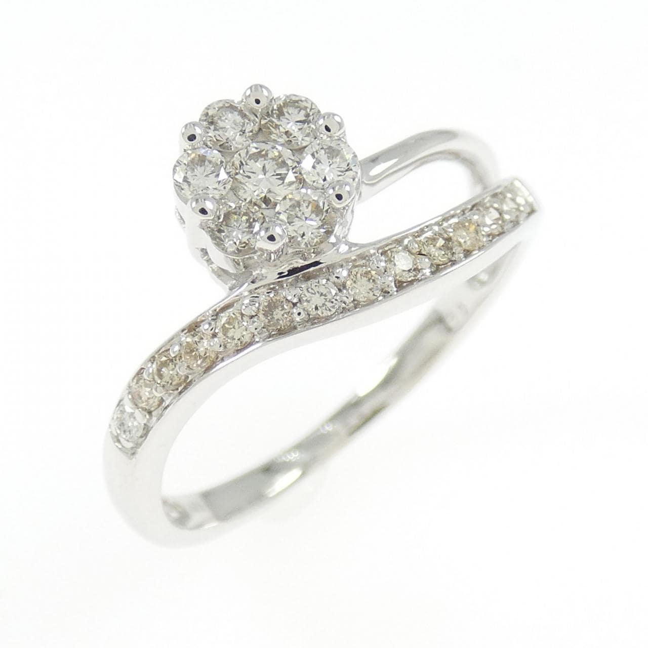 K18WG フラワー ダイヤモンド リング 0.30CT