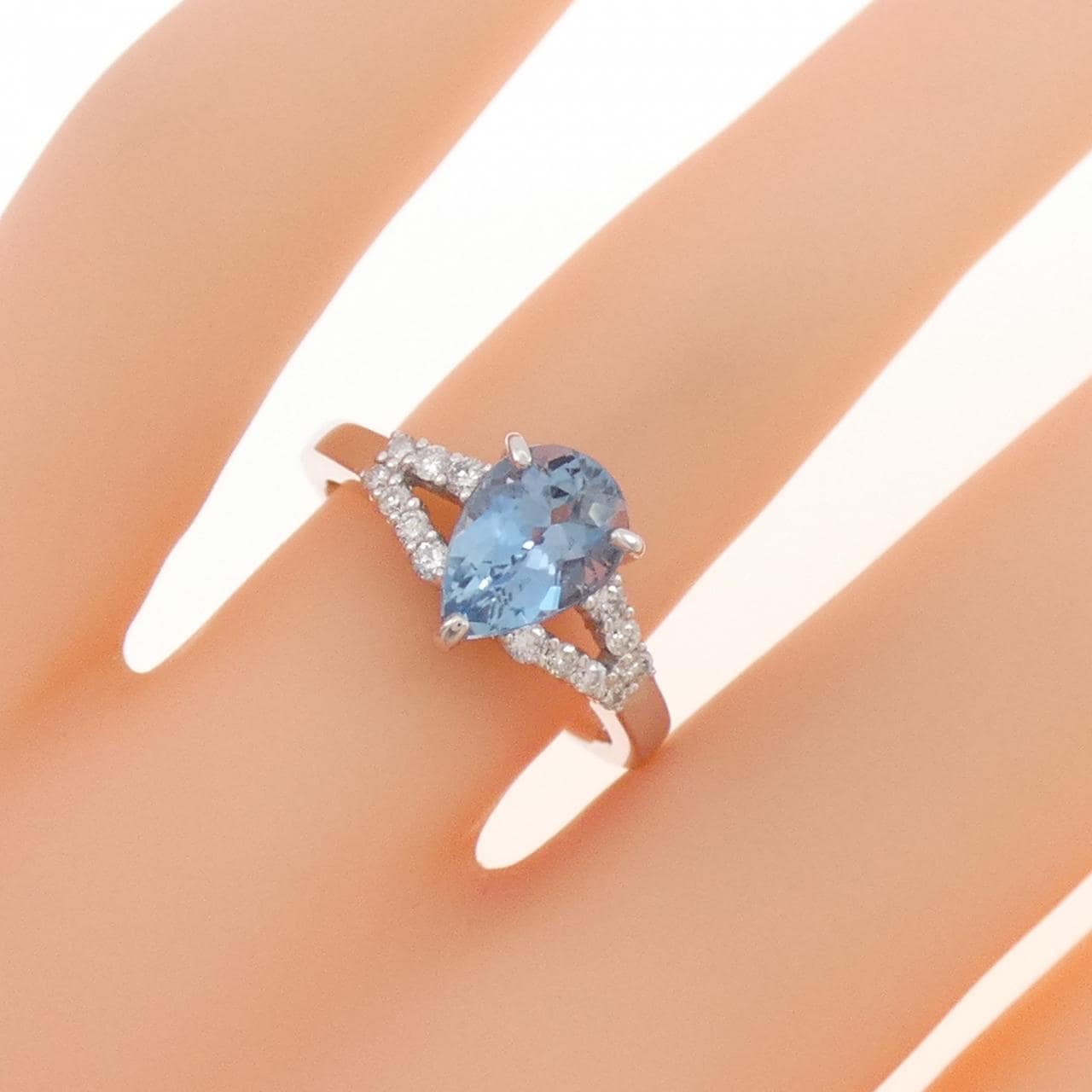 K18WG アクアマリン リング 1.12CT