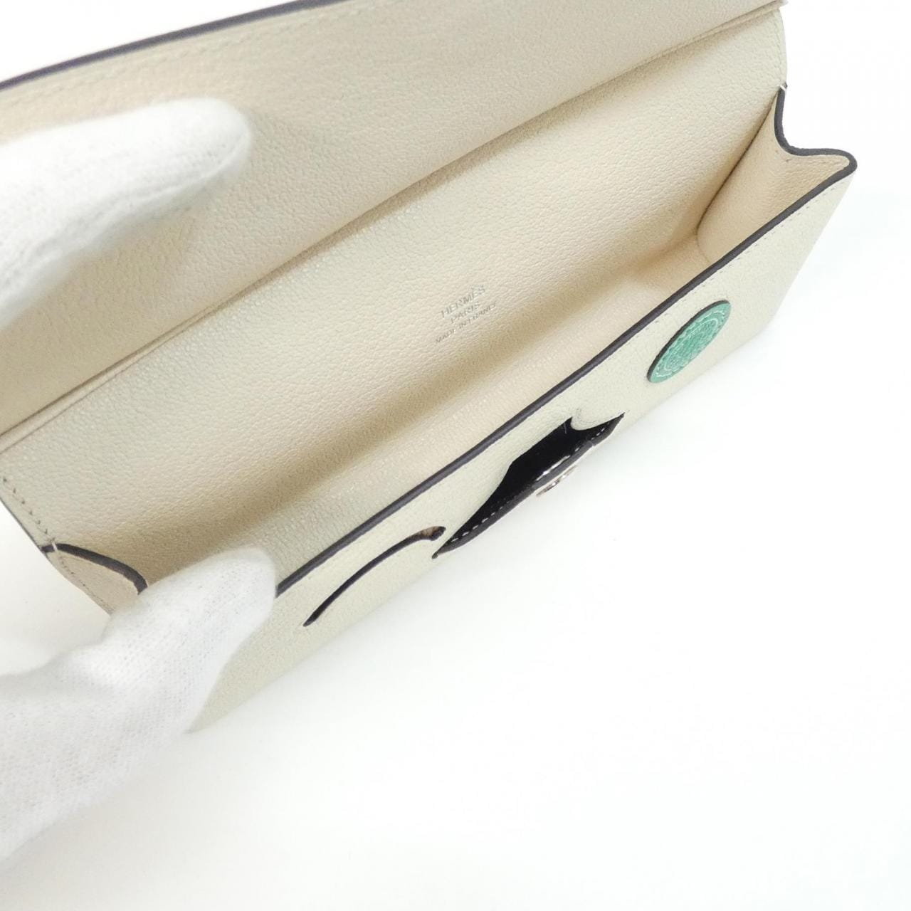 エルメス イン ザ ループ ウィンク 083601CK グラスケース