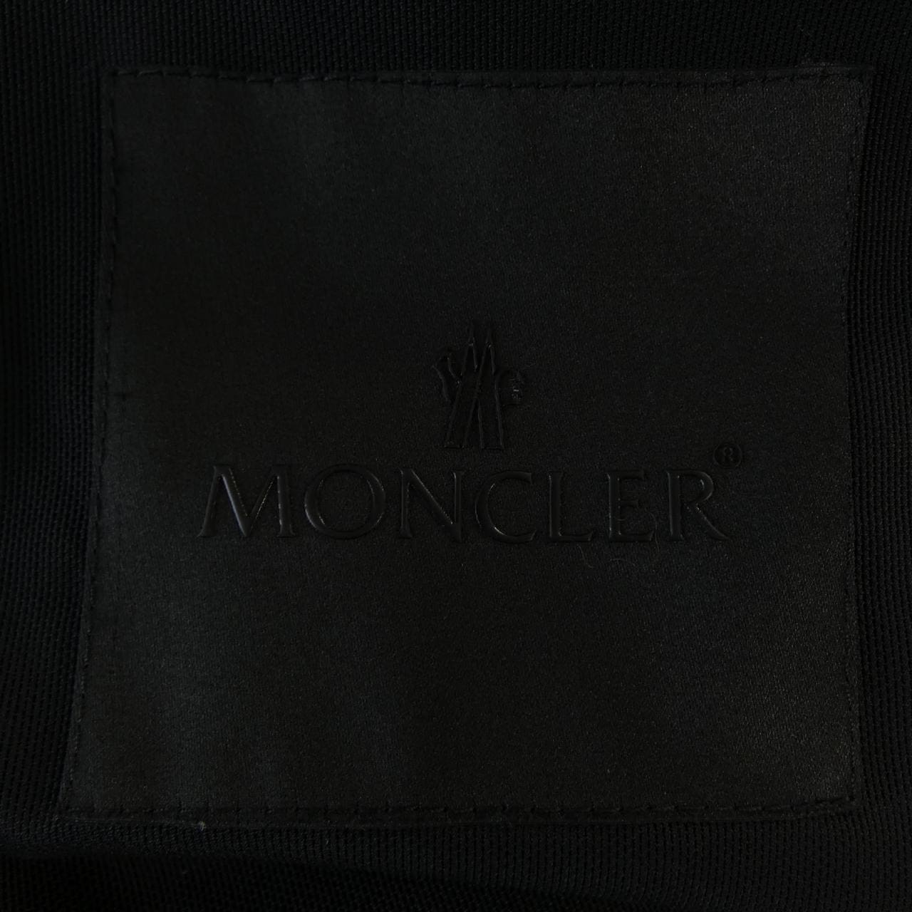 モンクレール MONCLER 20931A00123 ダウンベスト