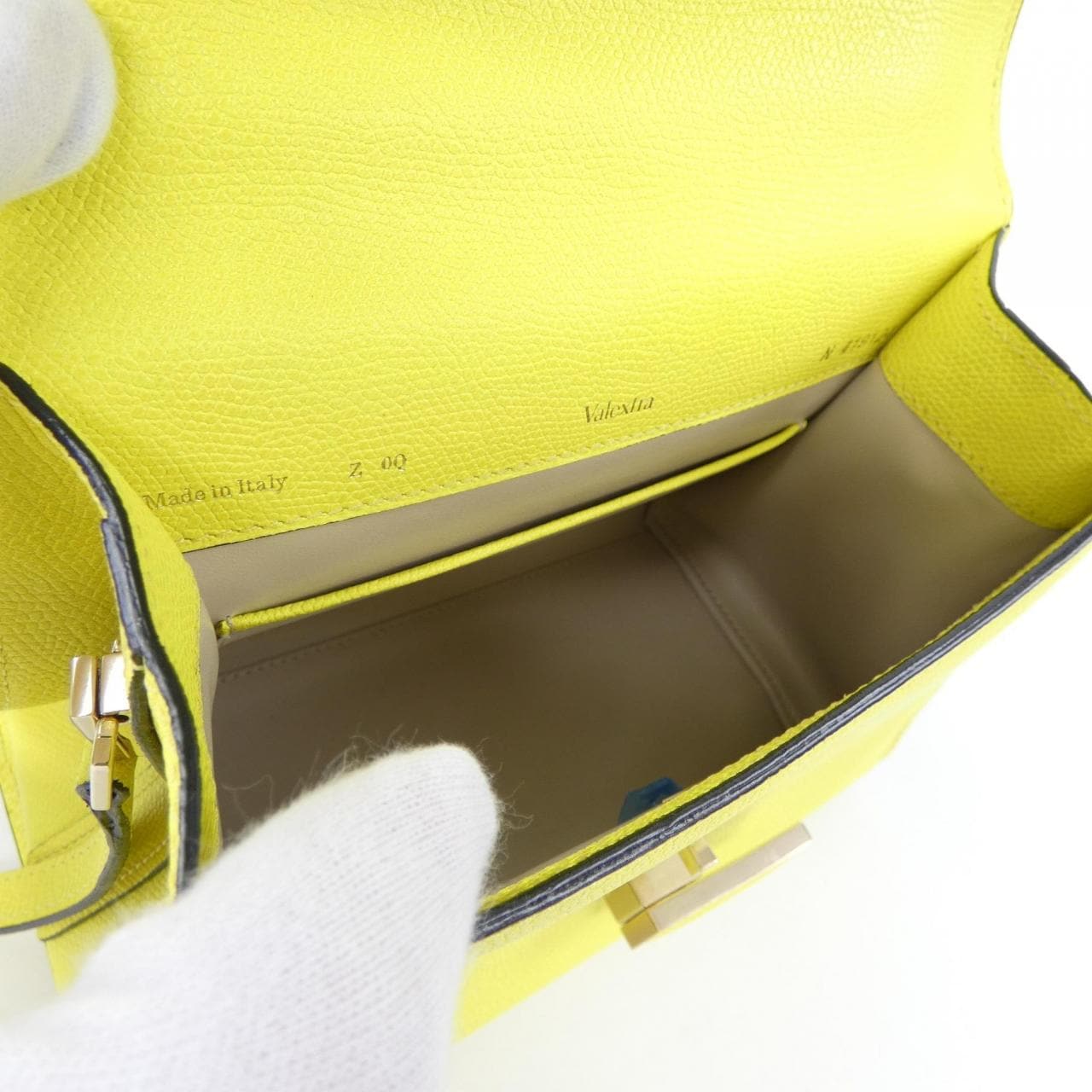 ヴァレクストラ VALEXTRA イジィデ ISIDE BAG