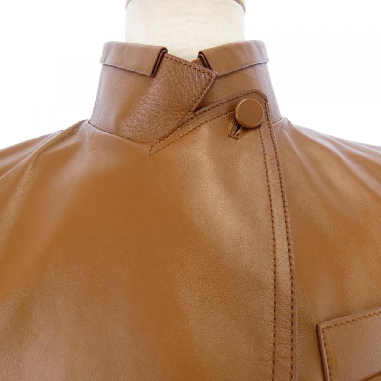 FENDI FPJ930 ALBW leather jacket