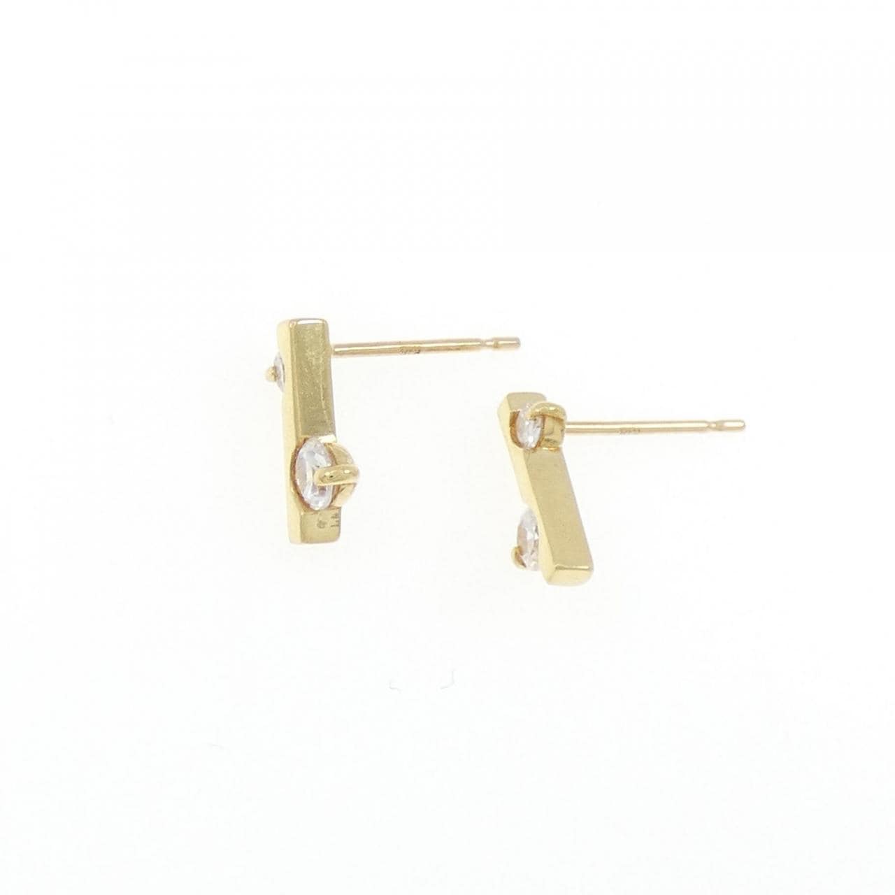 K18YG cubic earrings