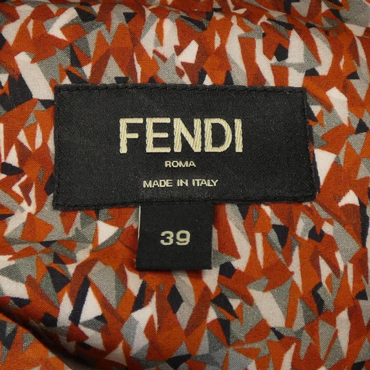 フェンディ FENDI FS0586 X7C シャツ
