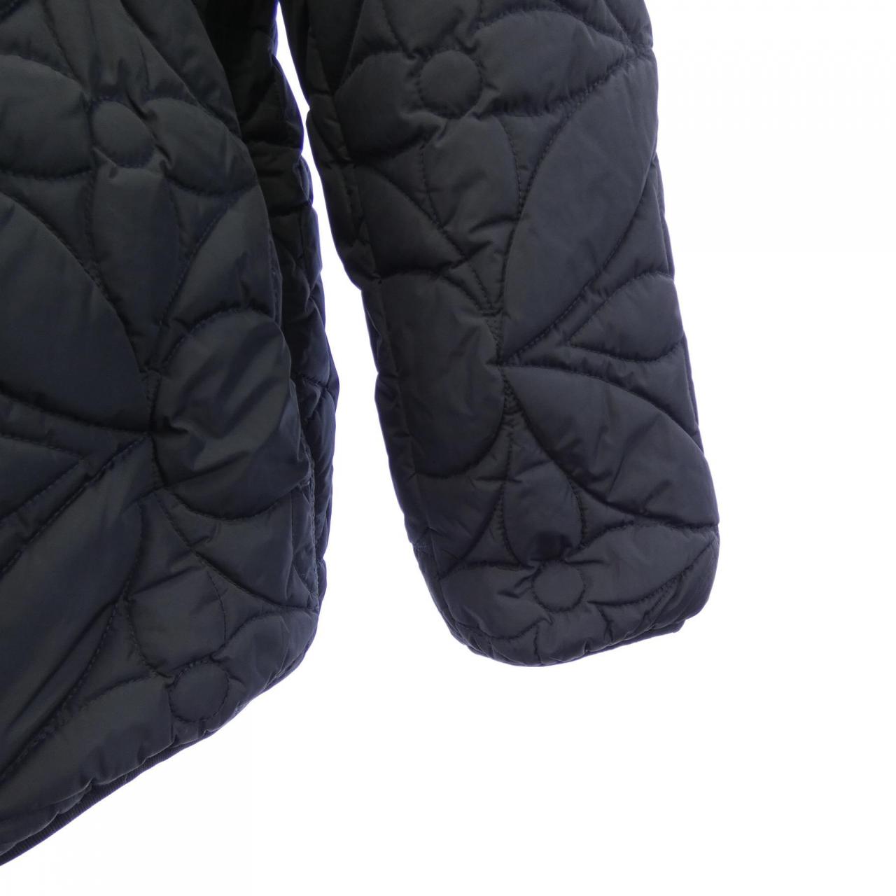 ルイヴィトン LOUIS VUITTON ライトキルテッドブルゾン HJB10WRYU ジャケット