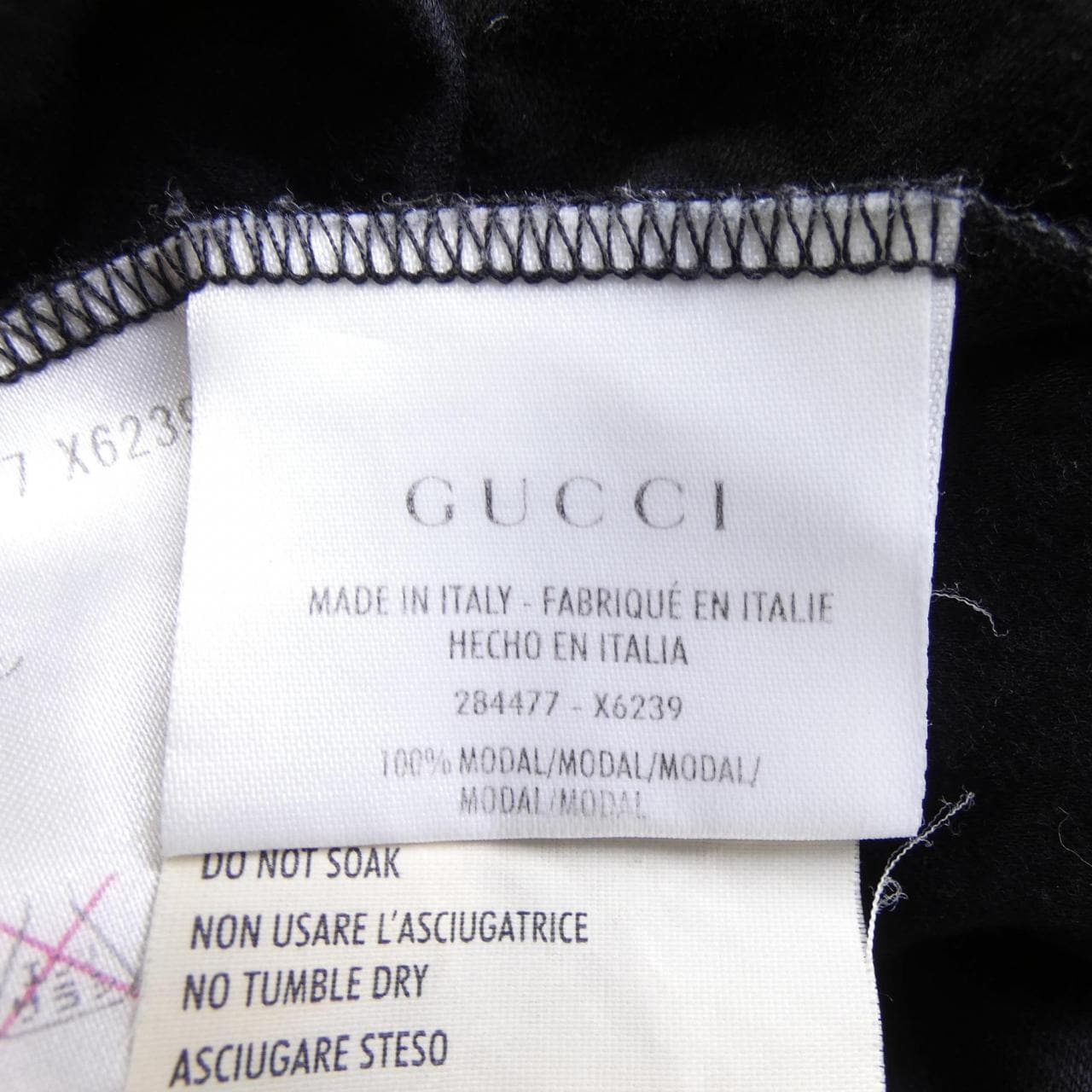 グッチ GUCCI 284477　X6239 トップス