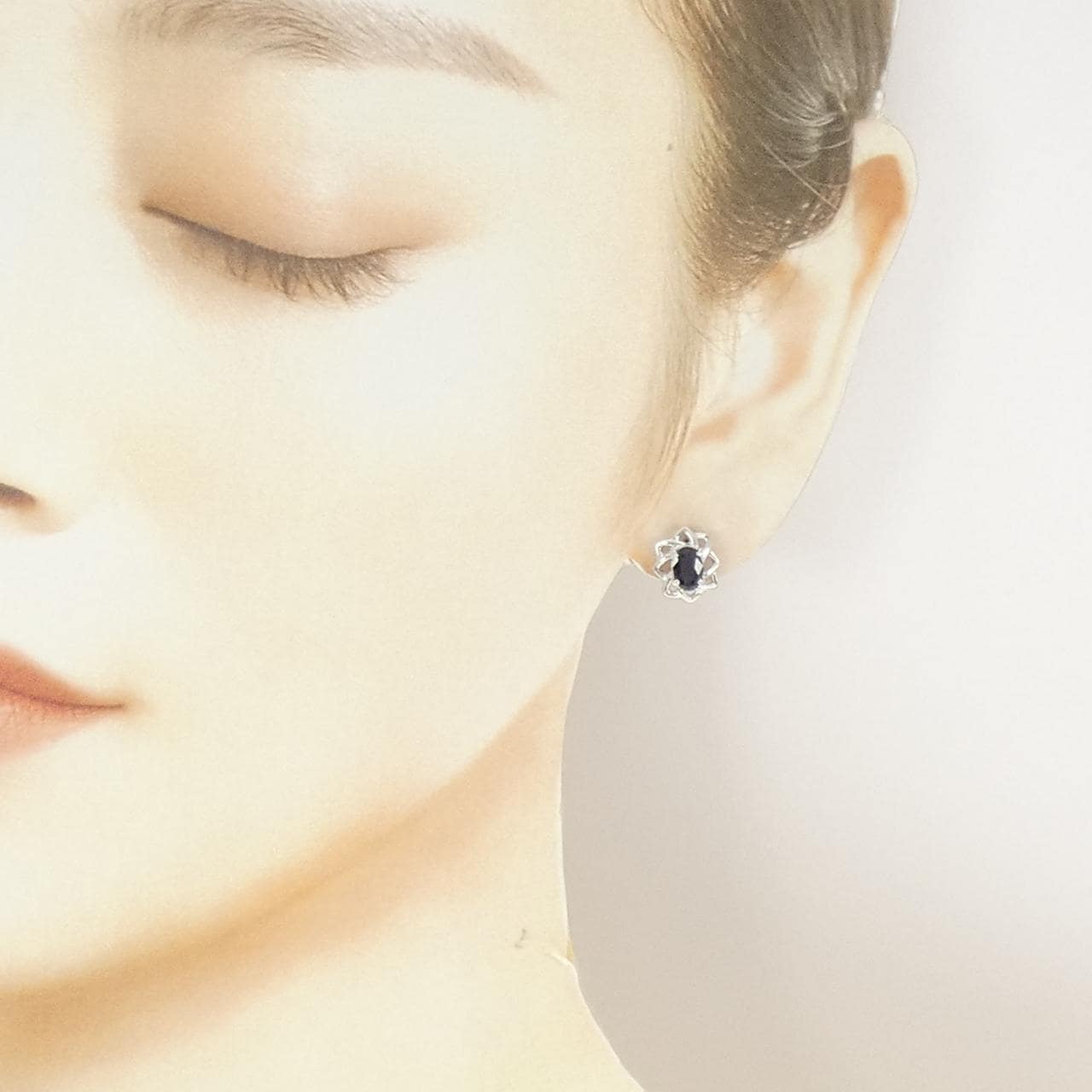 PT850/PT900 サファイヤ ピアス 1.29CT