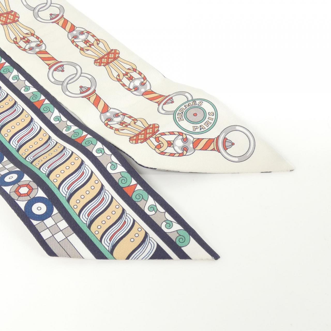 エルメス HARNAIS EN ROSACE ツイリー 063853S スカーフ