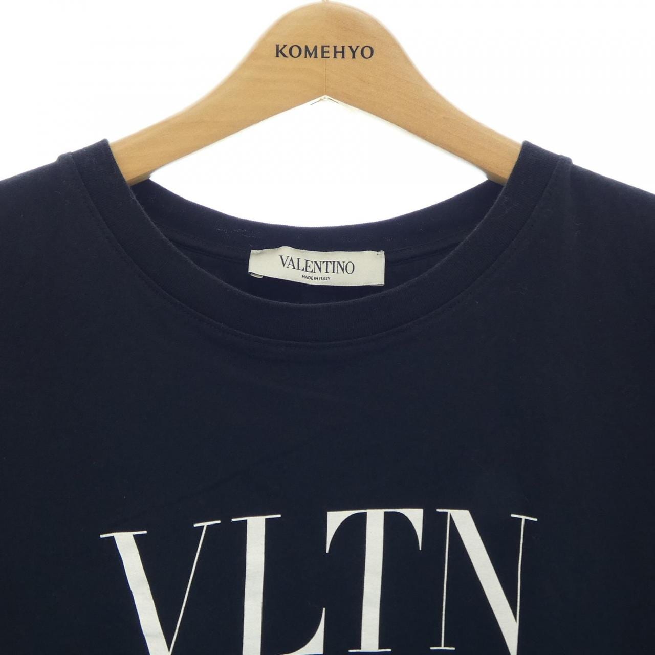 ヴァレンティノ VALENTINO RB3MG003V6 Tシャツ