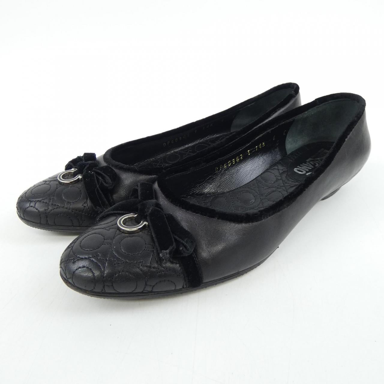 サルヴァトーレフェラガモ SALVATORE FERRAGAMO シューズ