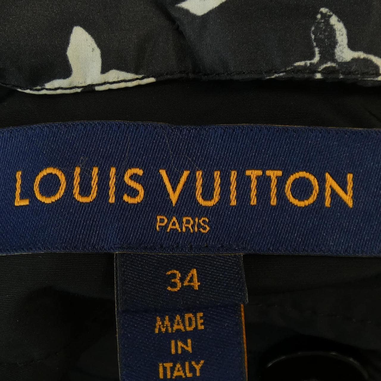 ルイヴィトン LOUIS VUITTON ショートフーデッドパーカ FIOW26FBP ジャケット