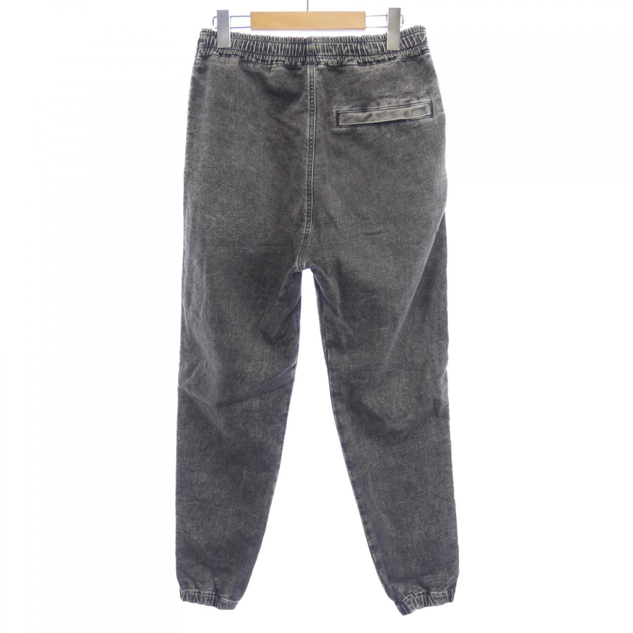 ディーゼル DIESEL ジーンズ