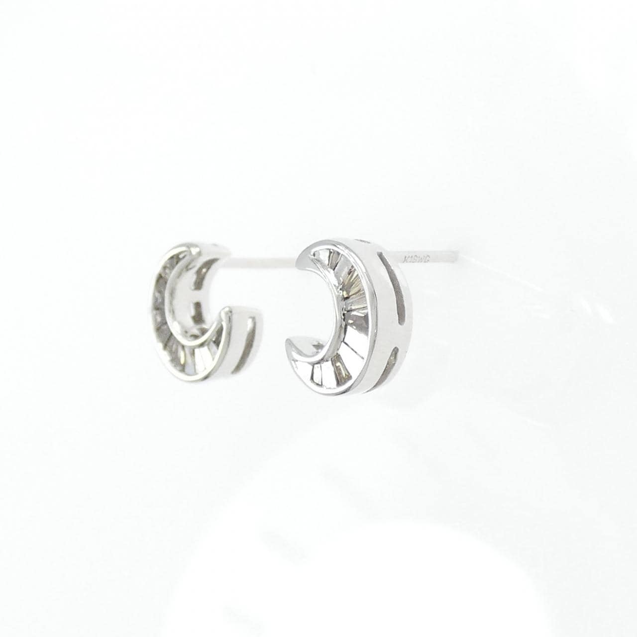 K18WG ダイヤモンド ピアス 0.30CT
