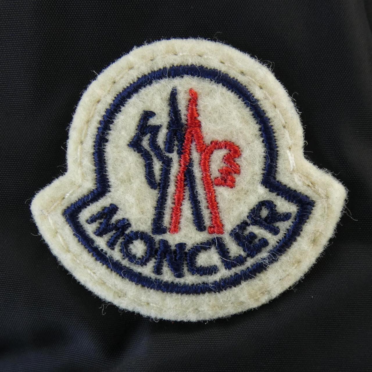 モンクレール MONCLER ARVOUIN ダウンジャケット
