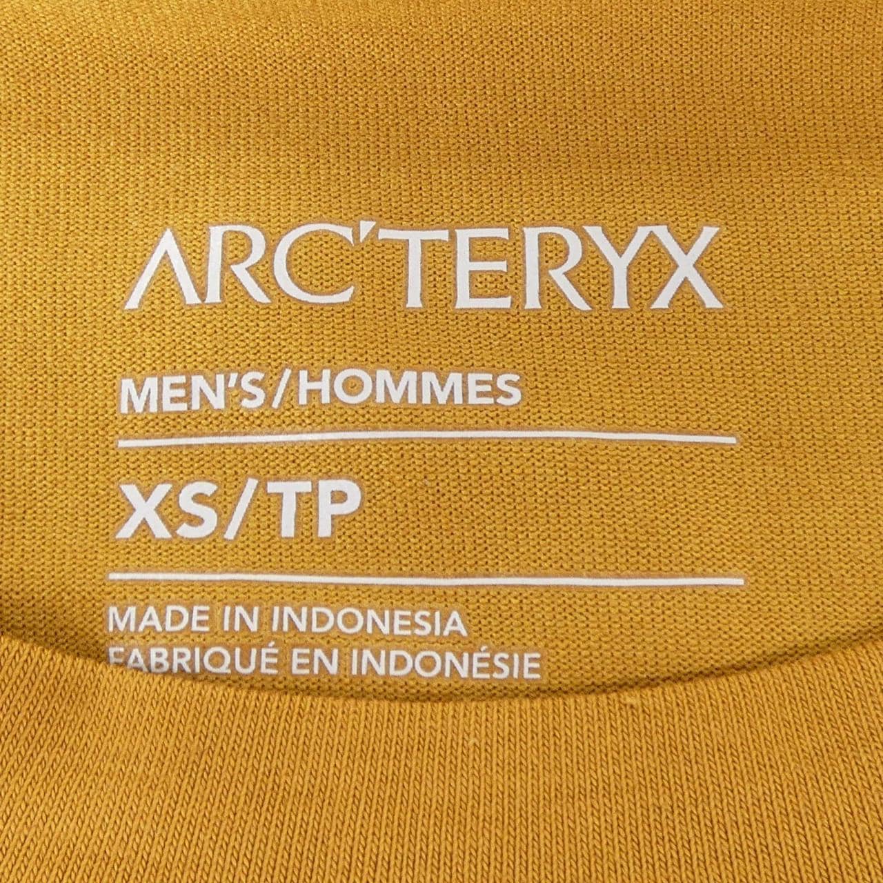 アークテリクス ARC'TERYX CAPTIVE SPLIT Tシャツ