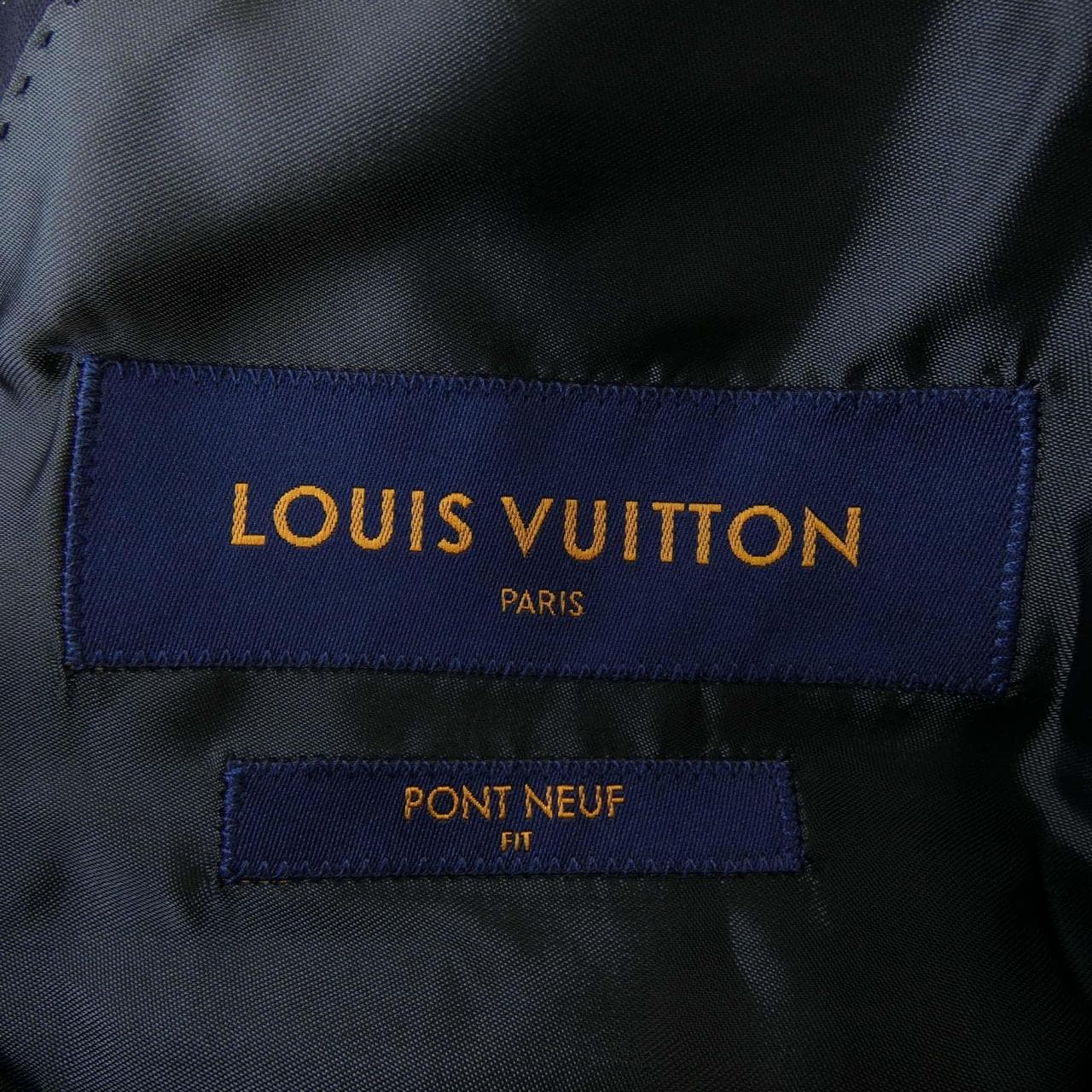 ルイヴィトン LOUIS VUITTON HFCF4EGYK スーツ