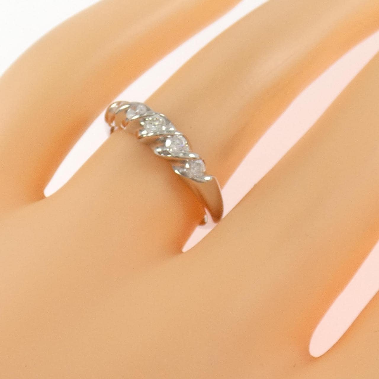 PT900 ダイヤモンド リング 0.32CT