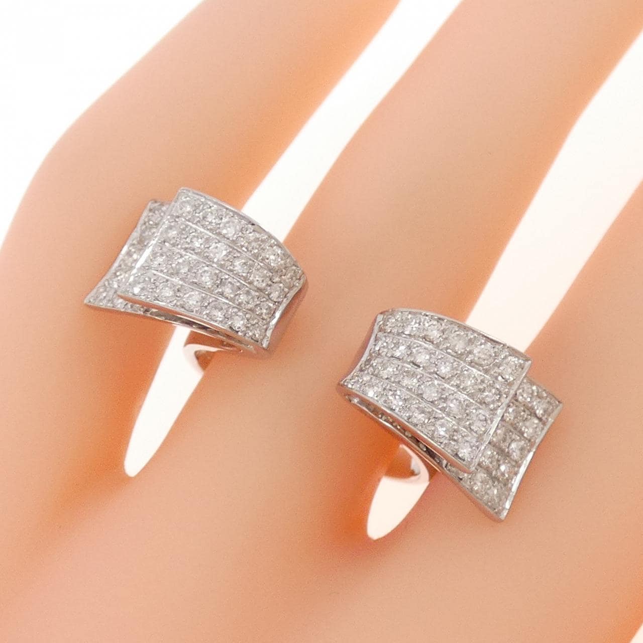 K18WG ダイヤモンド リング 0.82CT