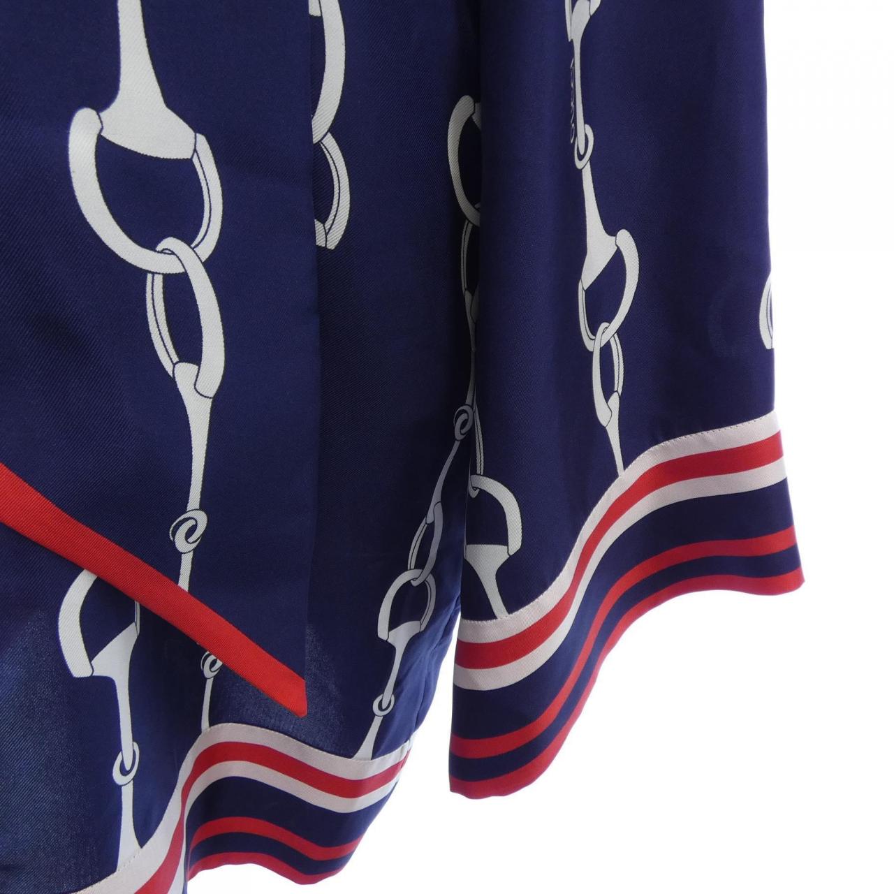 グッチ GUCCI 788118 ZAQRZ トップス