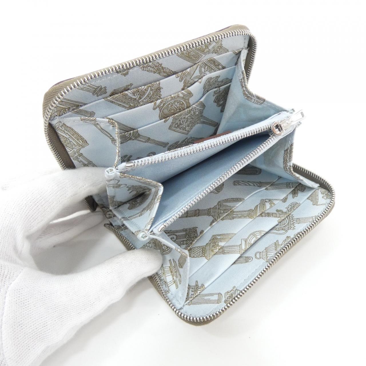 【未使用品】エルメス MERVILLEUSES LANTERNES シルク イン コンパクト 086387CK 財布