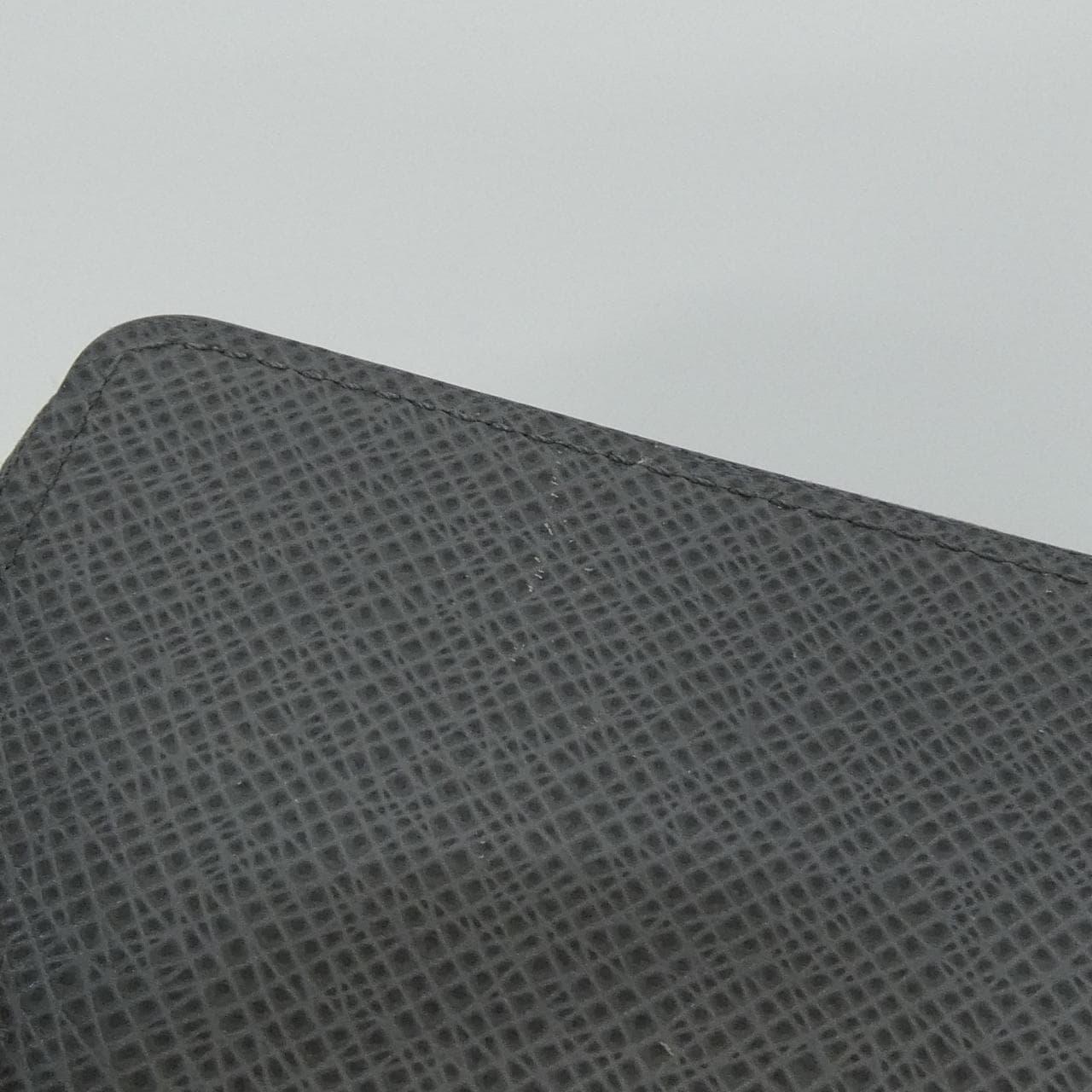 ルイヴィトン タイガ ジッピー コインパース M32617 コインケース