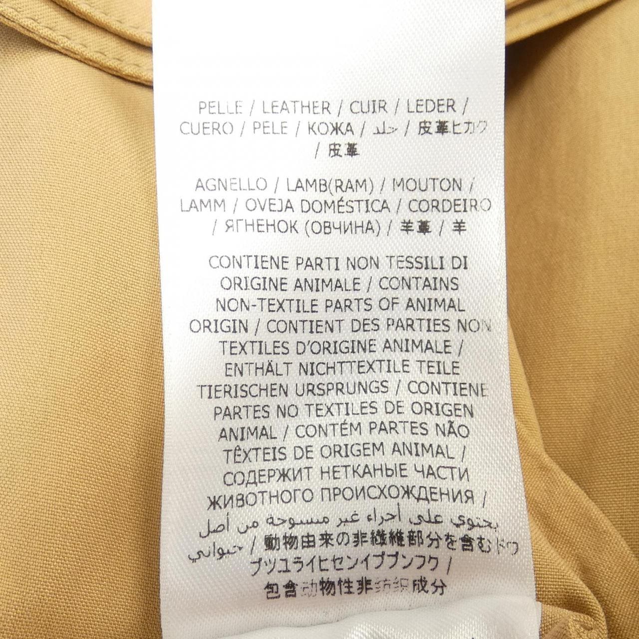 サルヴァトーレフェラガモ SALVATORE FERRAGAMO コート