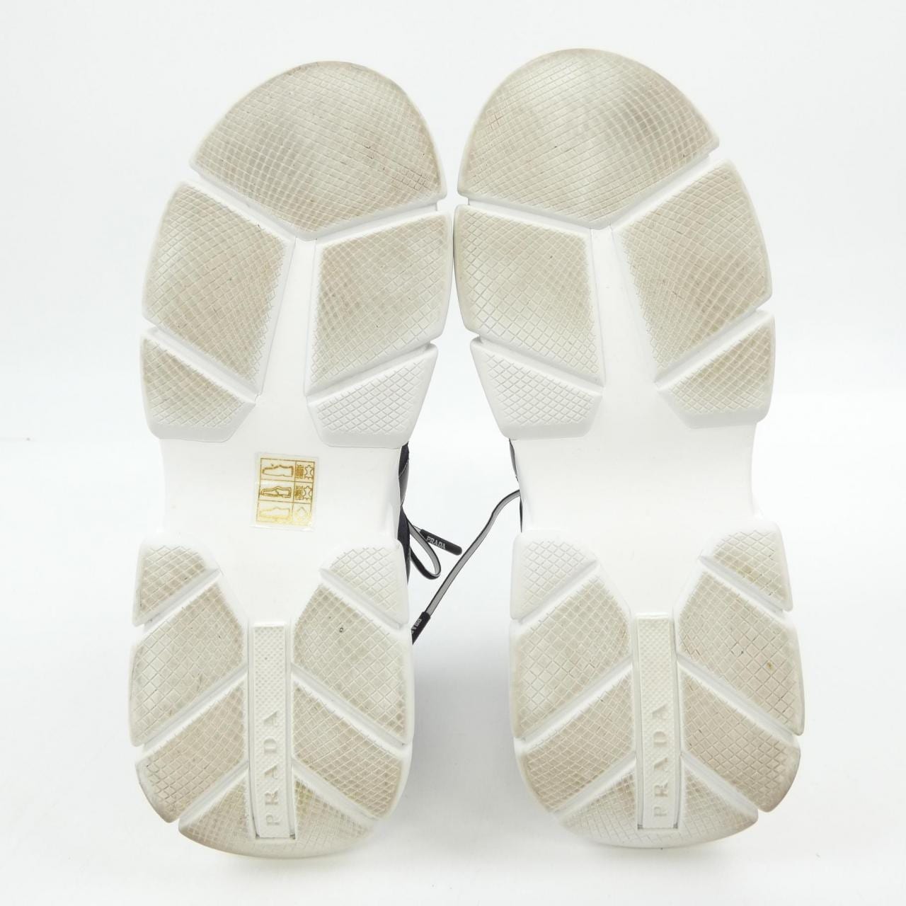 プラダ PRADA スニーカー