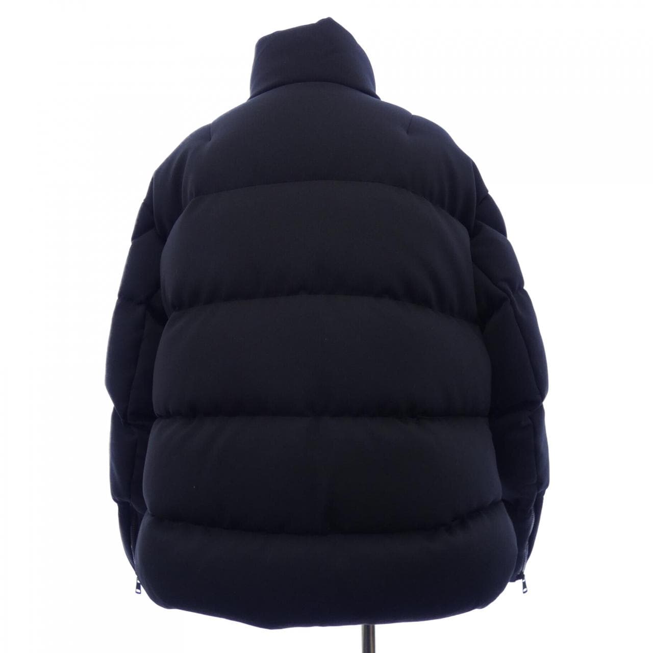 モンクレール ジーニアス MONCLER GENIUS EE72 BY EDWARD ENNINFUL SEYMOUR ダウンジャケット