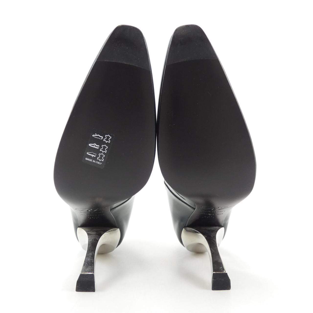 ロジェヴィヴィエ ROGER VIVIER パンプス